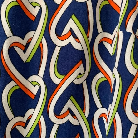 CAbi Amour 5370 multi abstract interlocking heart sleeveless shirt dress. Size S - Picture 5 of 10